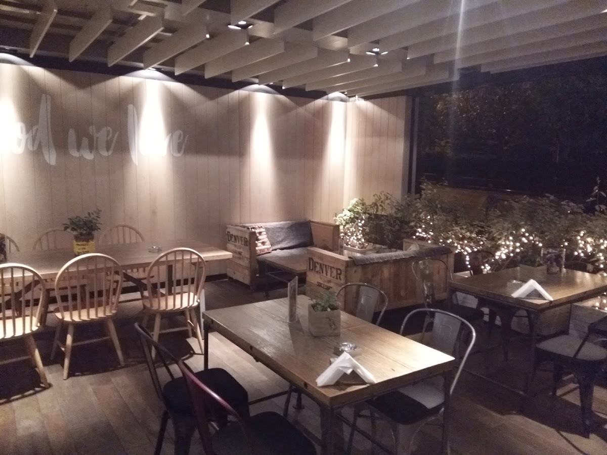 Simply Burgers Galatsi